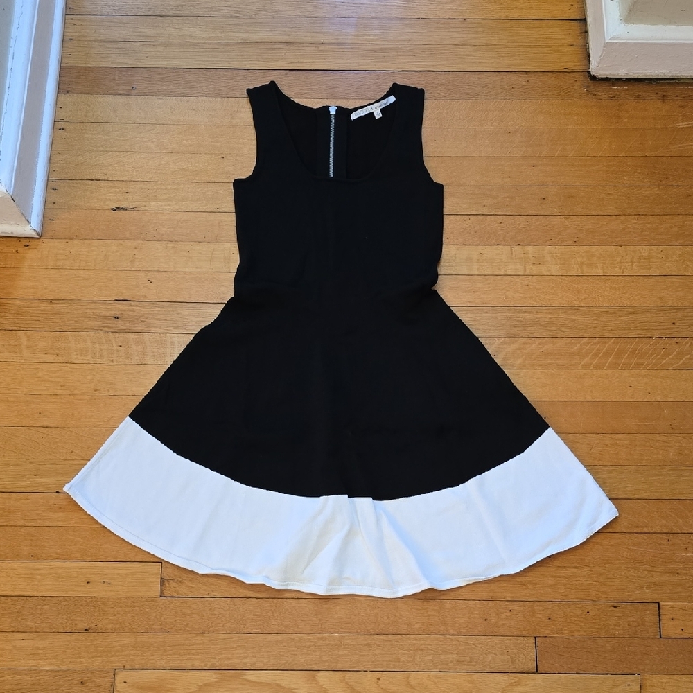 RACHEL Rachel Roy, Black & White Colorblock Fit & Flare Mini Dress, EUC, W's 4